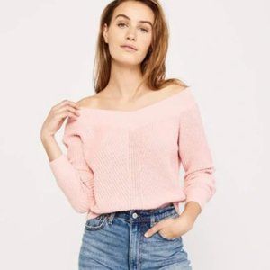 Abercrombie & Fitch Off Shoulder Light Pink Knit Sweater - Size Medium